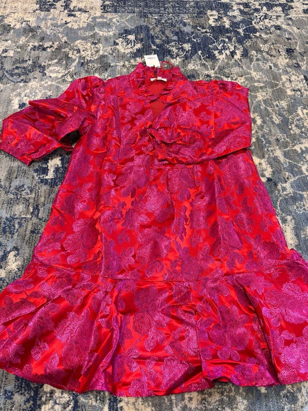Avara Alyssa Dress Size M Red Floral Jacquard